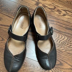 Sanita (made in Portugal) leather MARY JANES, Chocolate brown. Very comfortable.